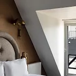 Grand Pigalle Experimental Parigi