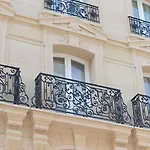 Grand Pigalle Experimental 4* Parigi