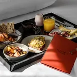 Grand Pigalle Experimental 4* Parigi
